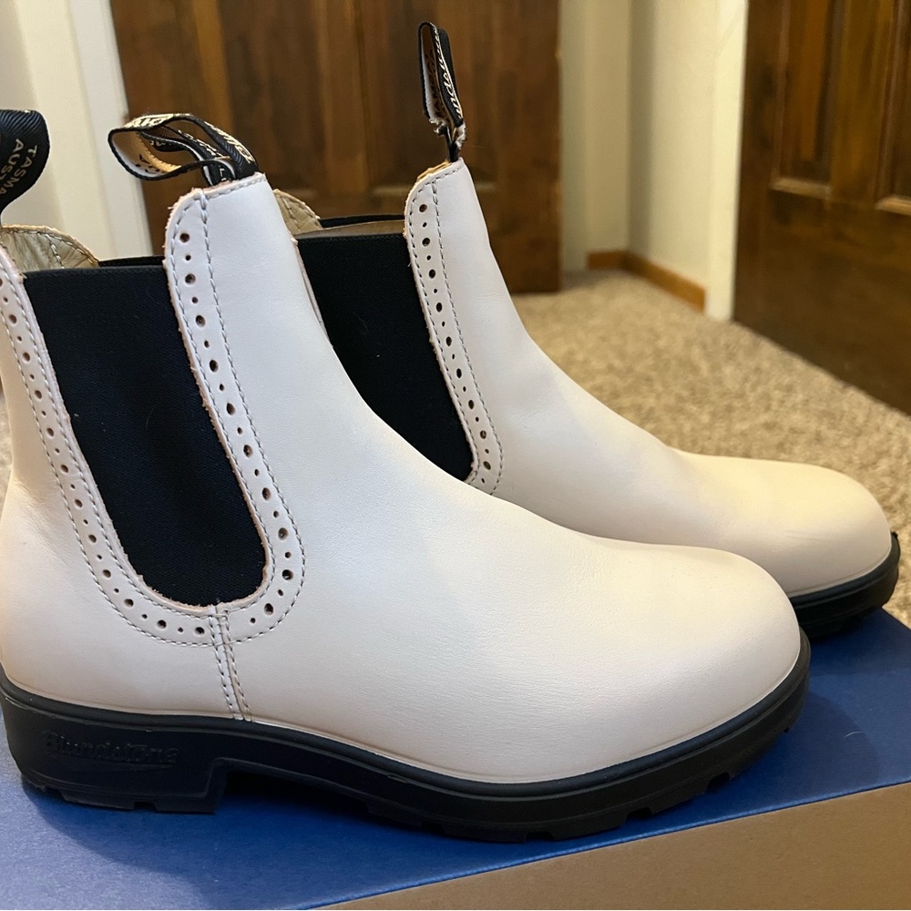 Blundstone Women's Chelsea Boot, Pearl, sz 8.5 US / 5.5 UK